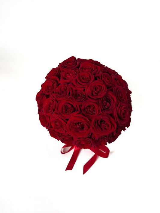 Red Naomi Rose Hat Box - Dome collection