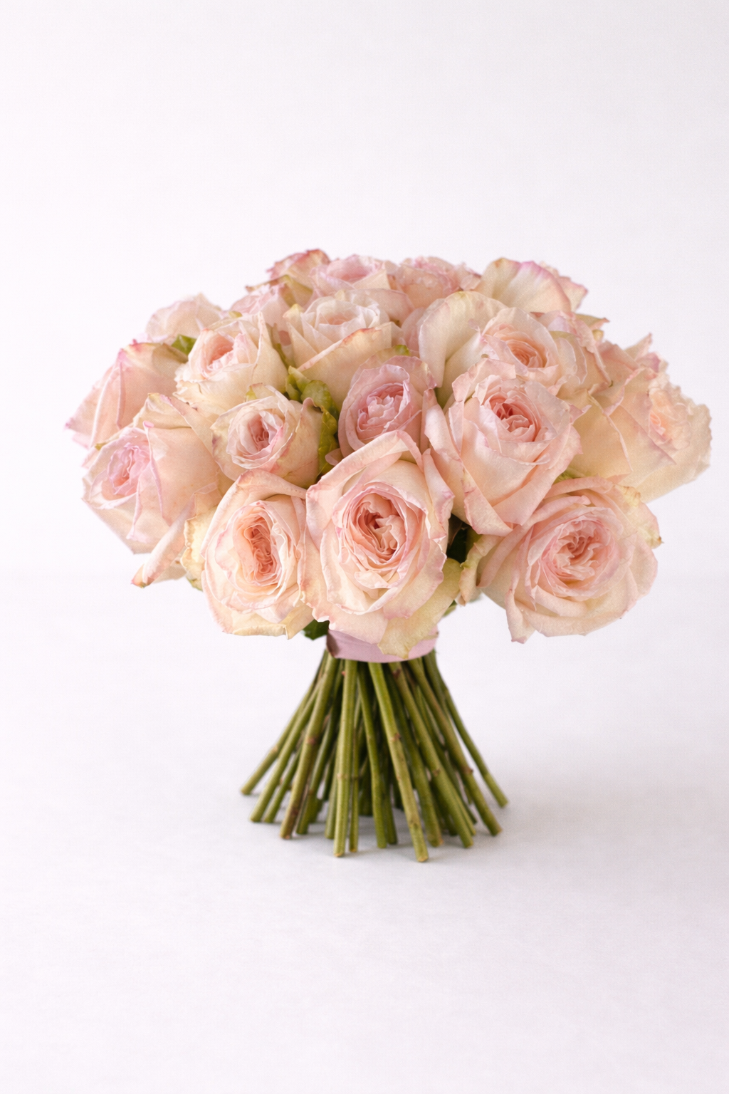 White O’Hara Simplicity Bouquet